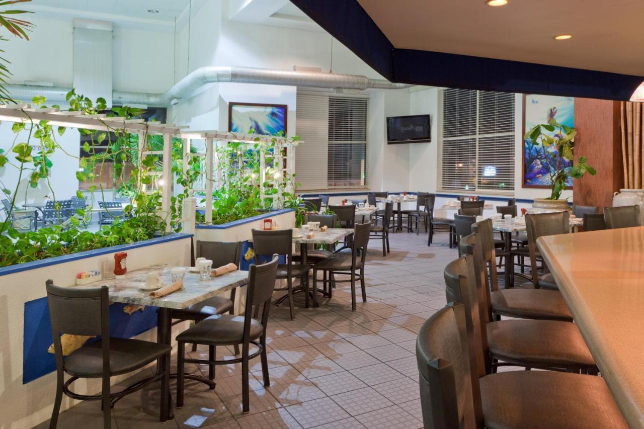 Holiday Inn & Suites Ocean City By Ihg Bagian luar foto